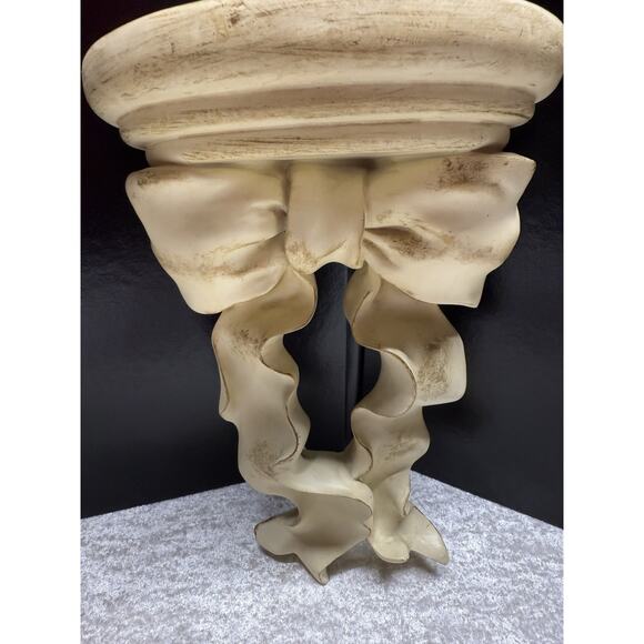 Distressed bow wall mount Floating shelf Resin bedroom bathroom EUC Set of 2 - Picture 6 of 10